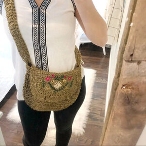Vintage straw floral embroidered boho crossbody